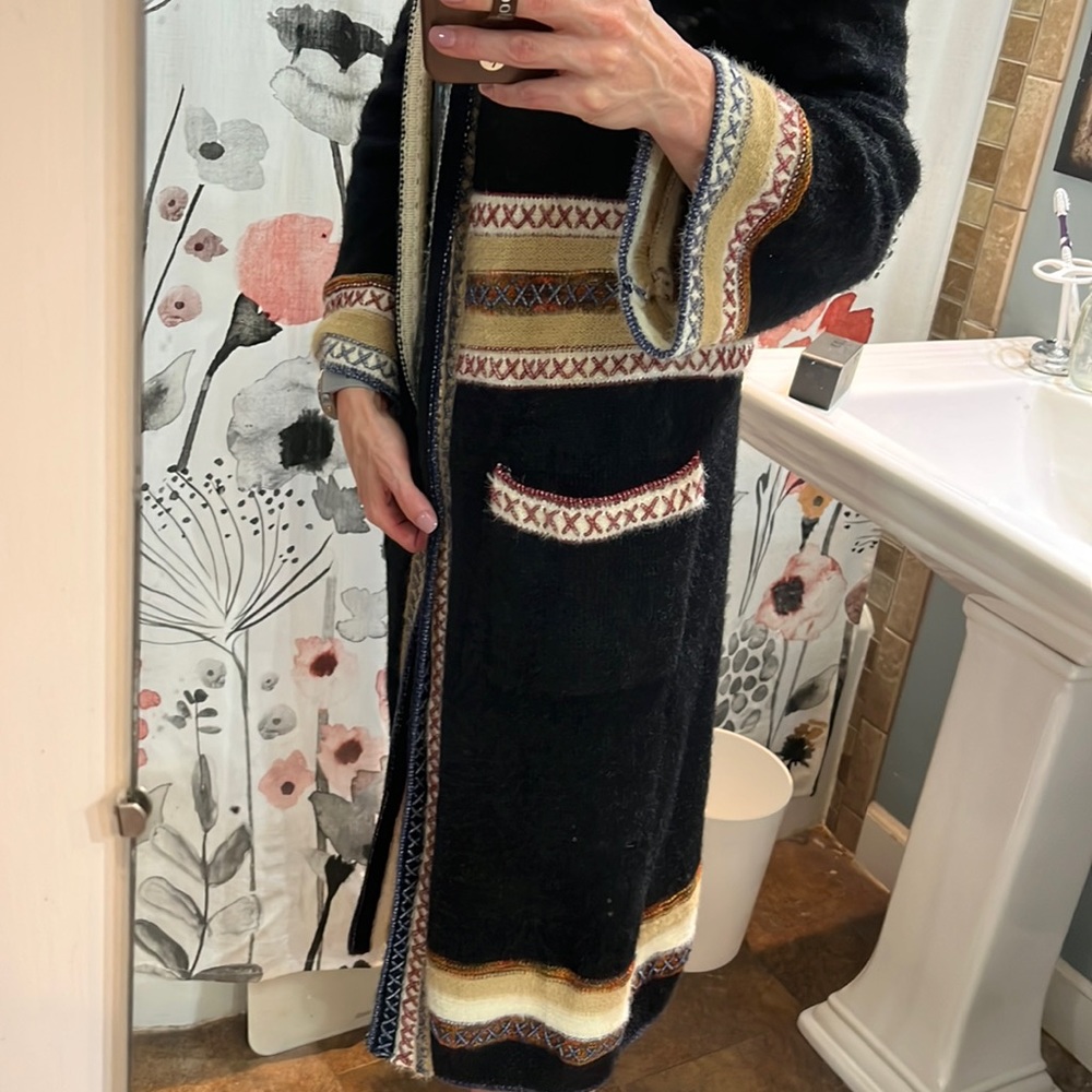 Perfect for winter! Do everything in love cardigan